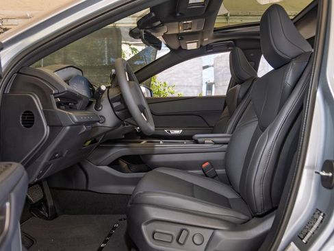 New 2026 Lexus ES 350e w/ Convenience Package FWD image 17