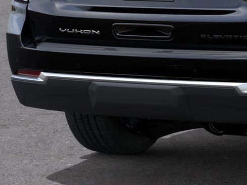 New 2026 GMC Yukon Elevation image 14