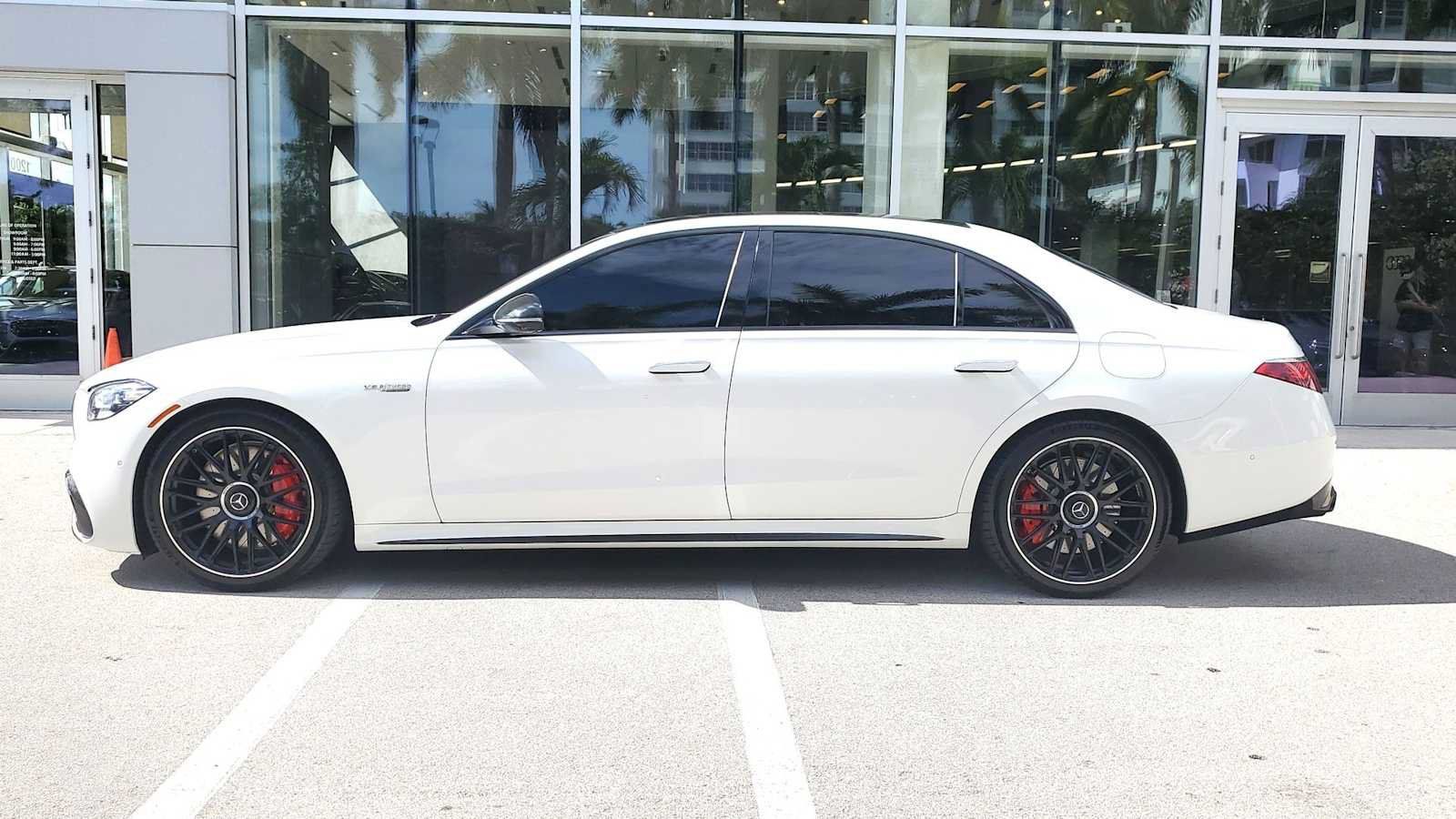Used 2024 Mercedes-Benz S 63 AMG S image 3