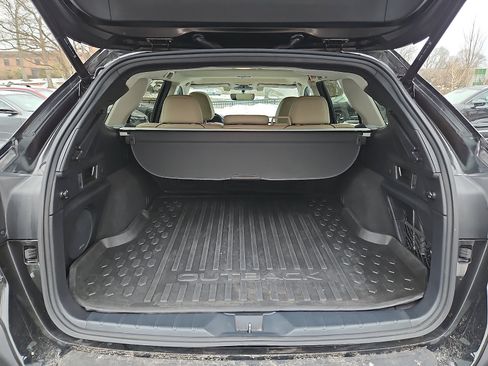 Used 2020 Subaru Outback Limited image 29