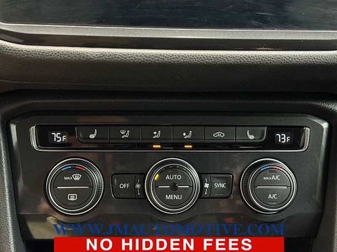 Used 2018 Volkswagen Tiguan SE FWD image 40
