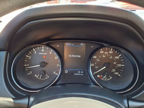 Used 2020 Nissan Rogue Sport S FWD image 25