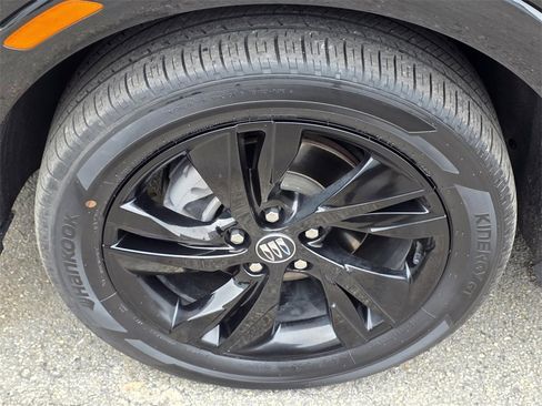 Used 2024 Buick Encore GX Sport Touring image 31
