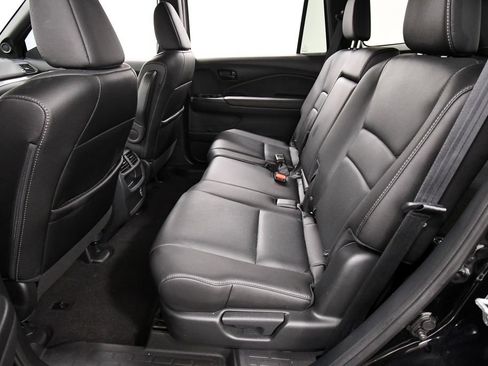 Used 2023 Honda Passport EX-L image 15