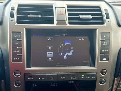 Used 2021 Lexus GX 460 Premium w/ Premium Package image 16