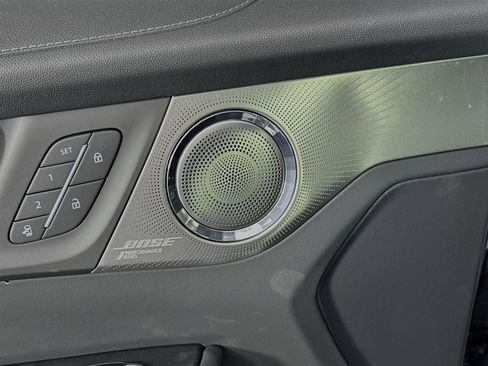 New 2026 Buick Enclave Avenir w/ Super Cruise Package FWD image 21