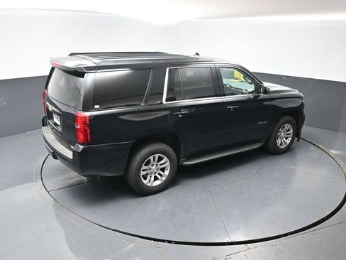 Used 2016 Chevrolet Tahoe LT w/ Luxury Package AWD/4WD image 13