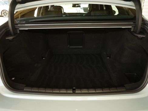 Used 2024 BMW 740i RWD image 31