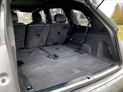 Used 2017 Audi Q7 3.0T Premium Plus image 38