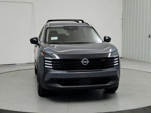 New 2026 Nissan Kicks SR image 2