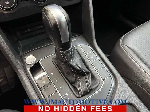 Used 2021 Volkswagen Tiguan SEL image 33