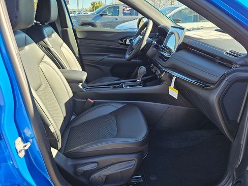 New 2026 Jeep Compass Latitude image 15