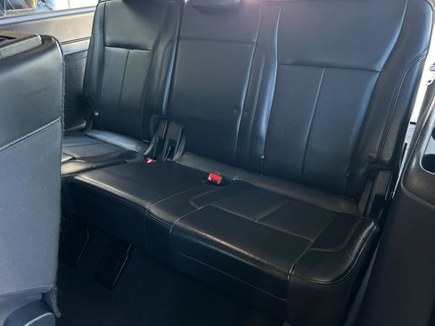 Used 2024 Ford Expedition Max XLT image 14