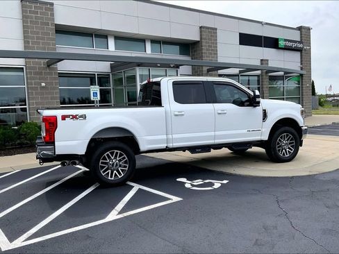 Used 2019 Ford F350 Lariat w/ Lariat Value Package AWD/4WD image 6