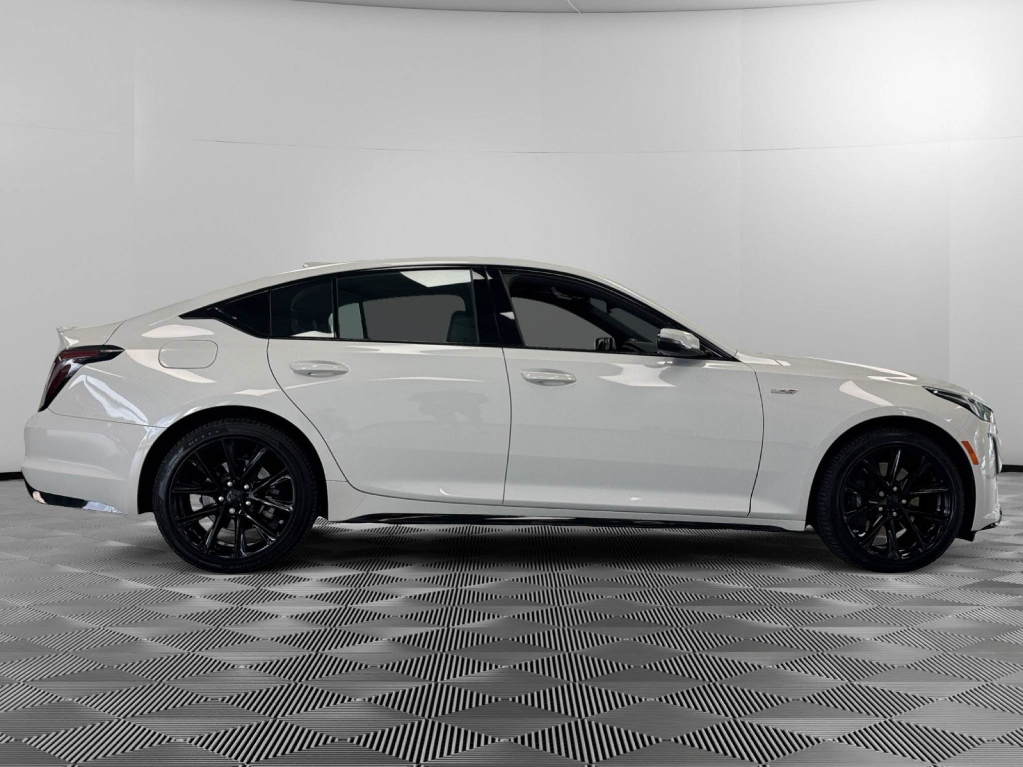Used 2023 Cadillac CT5 V w/ Cold Weather Package AWD/4WD image 9