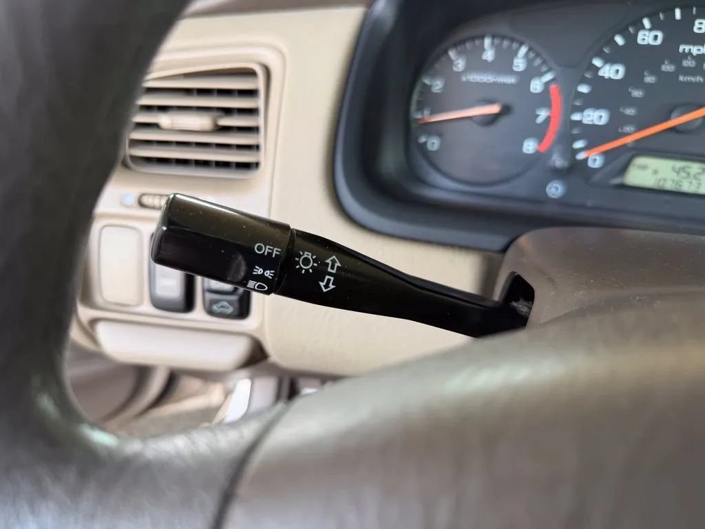 Used 2000 Honda Accord EX image 34
