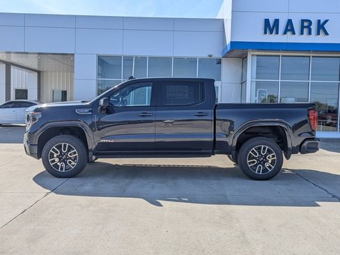 New 2026 GMC Sierra 1500 AT4 w/ AT4 Premium Package image 9