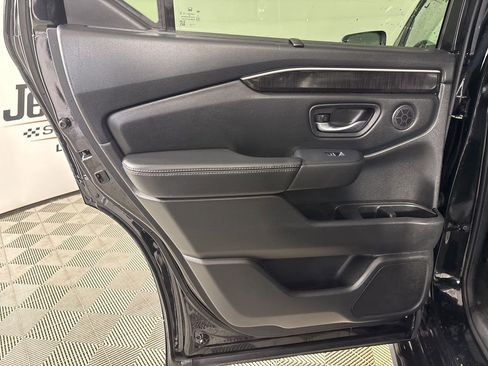 Used 2023 Honda Pilot Elite image 19