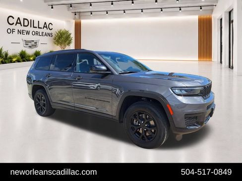 Used 2024 Jeep Grand Cherokee L Laredo AWD/4WD image 1