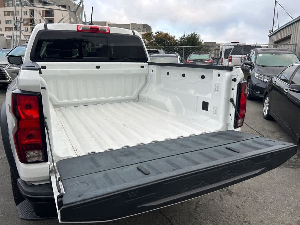 Used 2025 Chevrolet Colorado Trail Boss AWD/4WD image 20