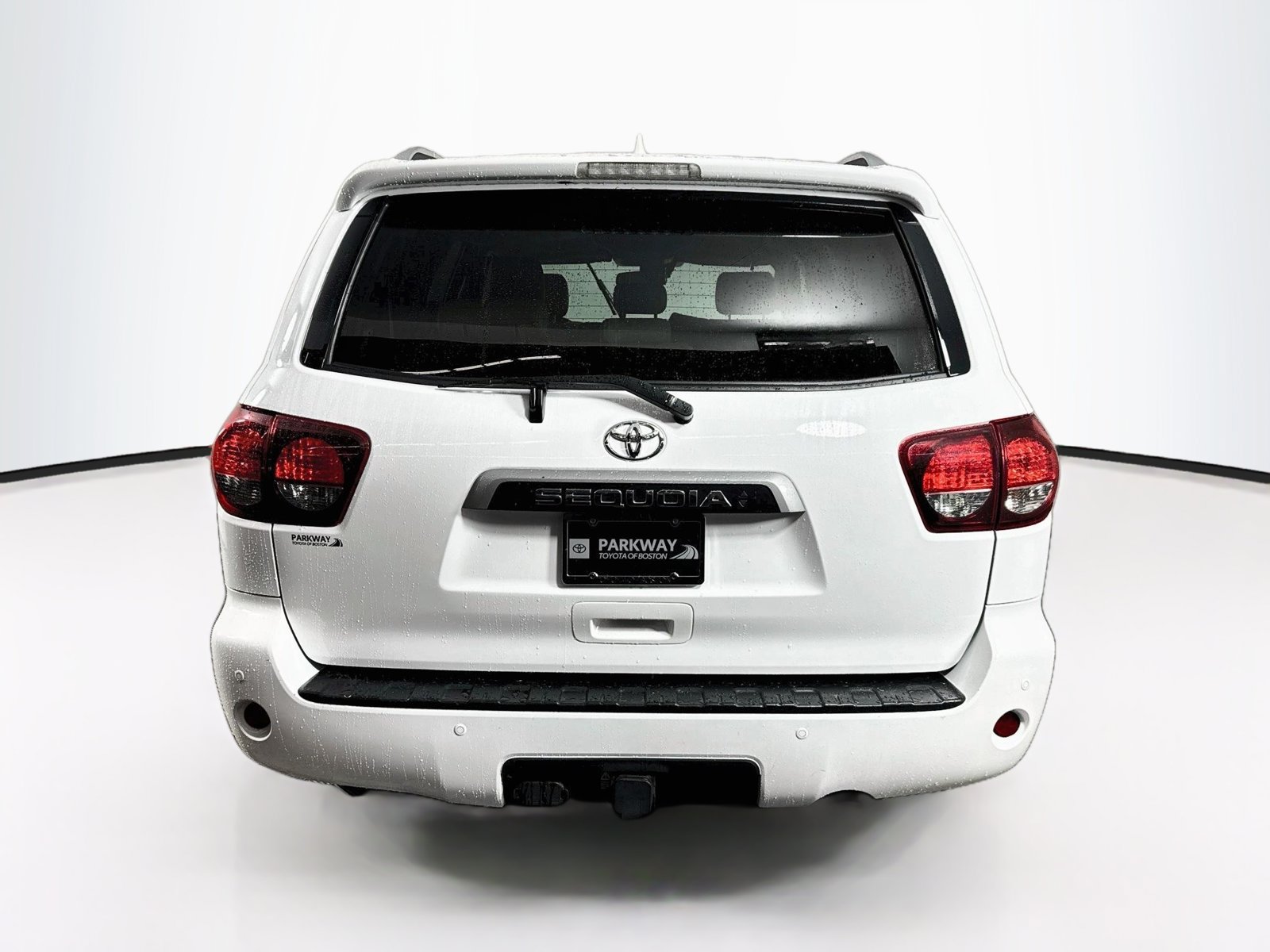 Used 2020 Toyota Sequoia Limited w/ Safety & Convenience Package AWD/4WD image 6
