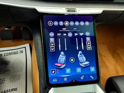 Used 2023 Lucid Air Touring image 16