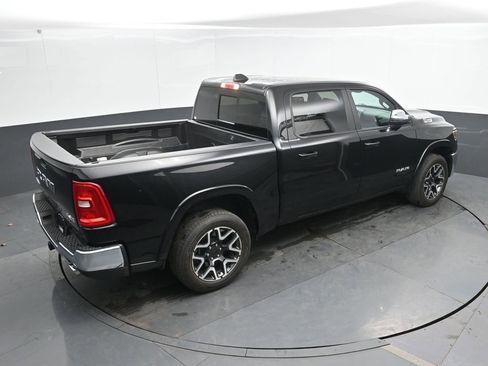 Used 2025 RAM 1500 Laramie AWD/4WD image 33