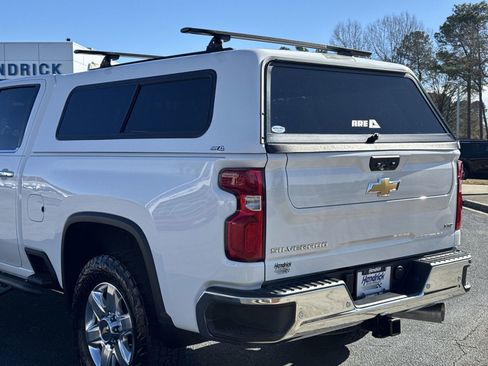 Used 2023 Chevrolet Silverado 2500 LTZ w/ LTZ Plus Package image 31