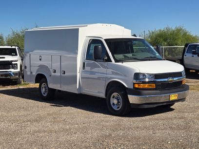 New 2025 Chevrolet Express 3500 w/ Power Convenience Package