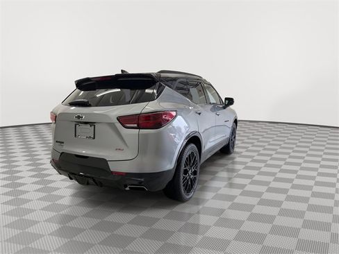 Certified 2023 Chevrolet Blazer RS w/ Driver Confidence II Package image 11
