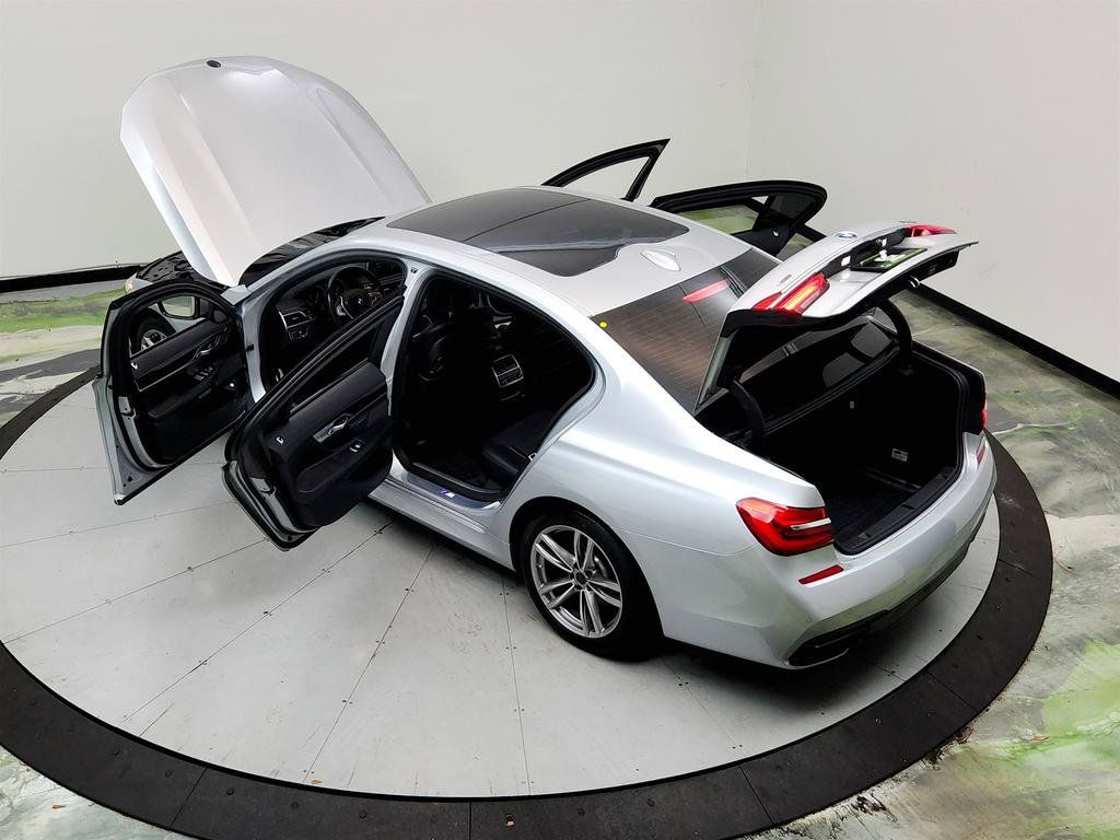 Used 2016 BMW 750i xDrive AWD/4WD image 48