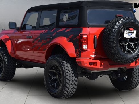 Certified 2023 Ford Bronco Big Bend w/ Sasquatch Package AWD/4WD image 4