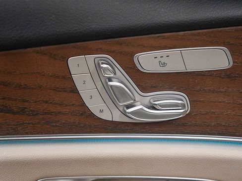 Used 2021 Mercedes-Benz E 350 Sedan image 21