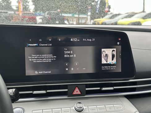 Used 2025 Hyundai Elantra Limited FWD image 35