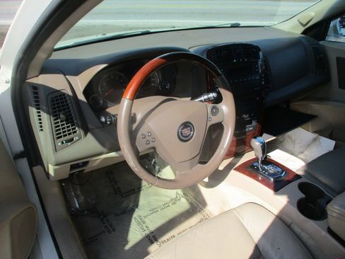 Used 2007 Cadillac CTS 3.6 w/ 3.6L V6 Luxury Package RWD image 10