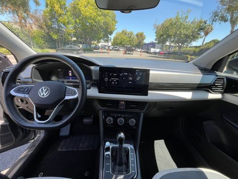 Used 2026 Volkswagen Taos S FWD image 31