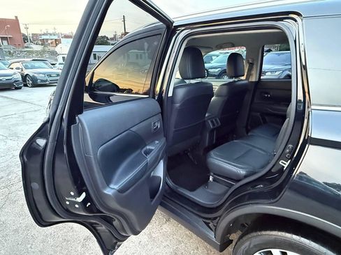 Used 2020 Mitsubishi Outlander SEL AWD/4WD image 30