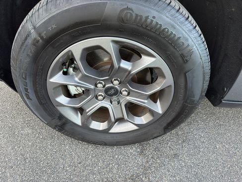 Used 2023 Ford Maverick XLT image 33