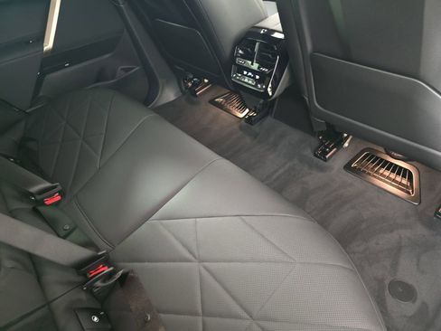 New 2026 BMW iX xDrive45 image 10