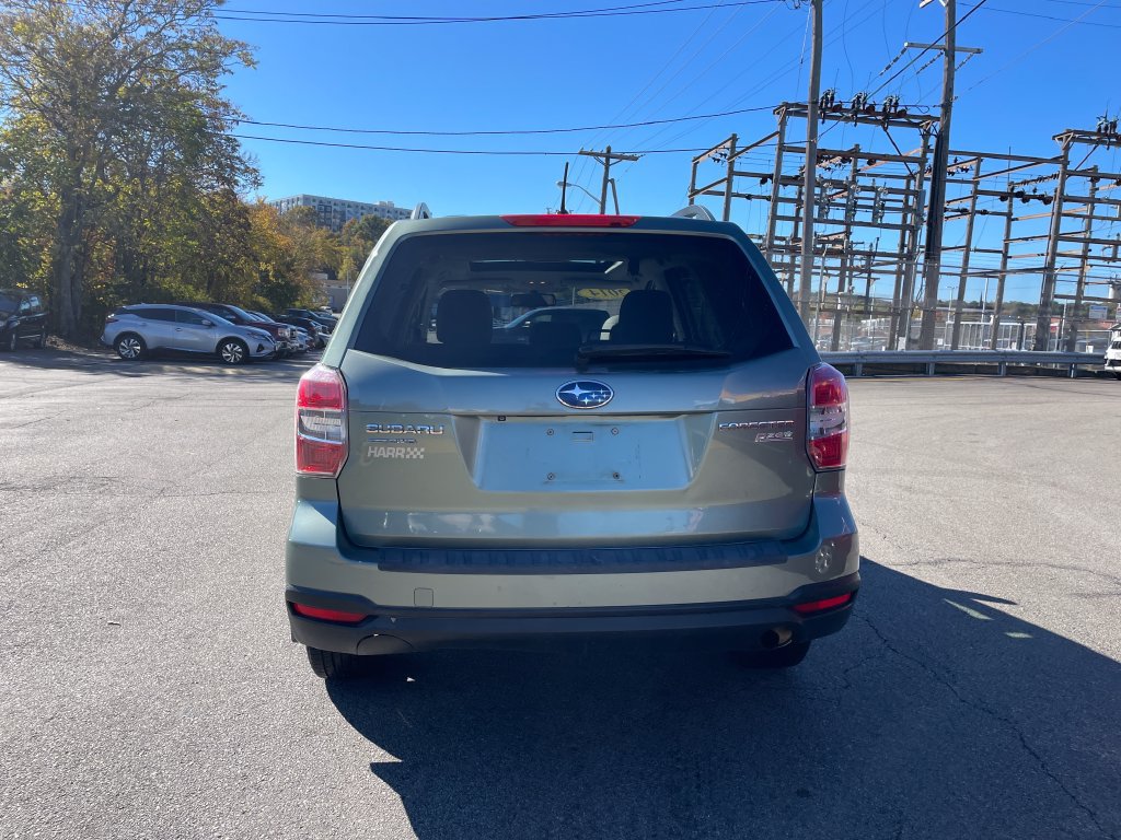 Used 2014 Subaru Forester 2.5i Premium w/ All-Weather Package AWD/4WD image 4