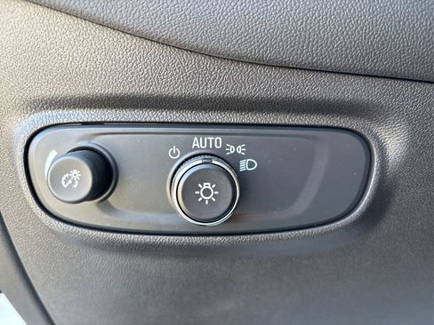 Used 2024 Chevrolet Equinox LT w/ LPO, Floor Liner Package AWD/4WD image 25