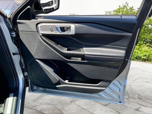 Used 2020 Ford Explorer Limited w/ Class III Trailer Tow Package image 22