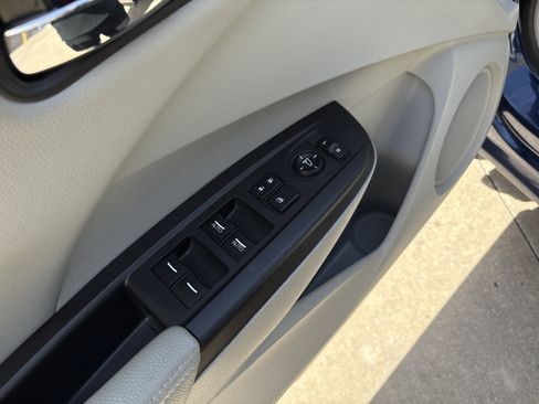 Used 2017 Acura RDX AWD w/ Technology Package image 15