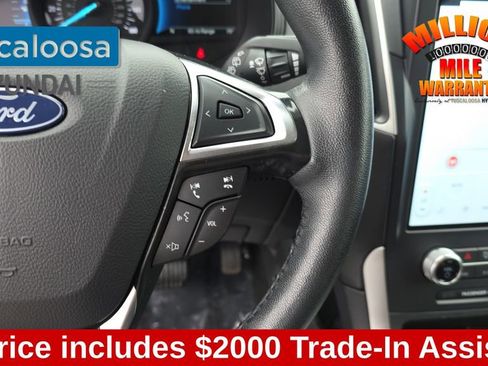Used 2024 Ford Edge SEL AWD/4WD image 18