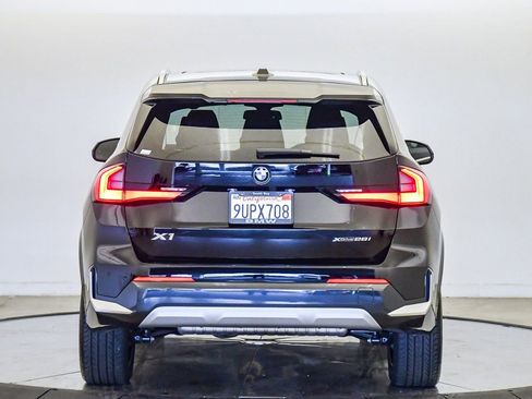Used 2025 BMW X1 xDrive28i w/ Convenience Package image 3