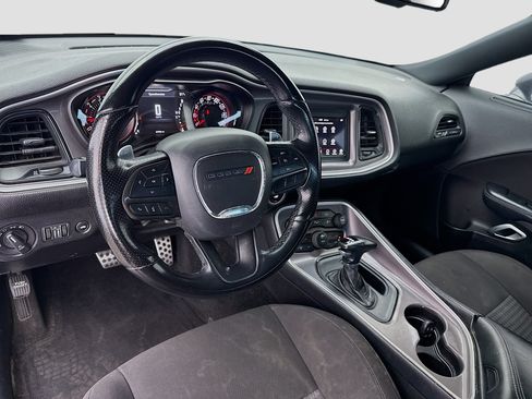 Used 2022 Dodge Challenger R/T w/ Blacktop Package RWD image 7