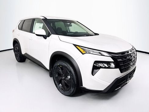 New 2026 Nissan Rogue SV AWD/4WD image 3