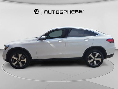 Used 2022 Mercedes-Benz GLC 300 4MATIC Coupe image 4