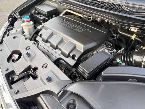 Used 2012 Honda Odyssey Touring Elite image 15