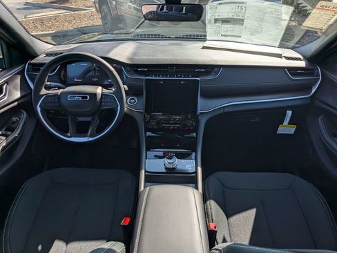 New 2026 Jeep Grand Cherokee L Laredo AWD/4WD image 16